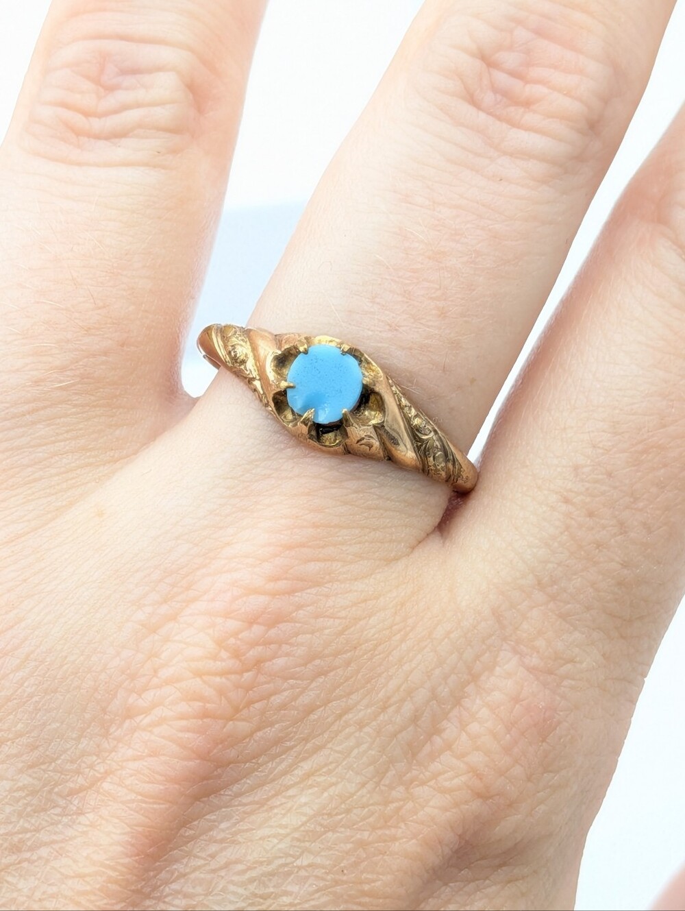 Antique gold filled turquoise ring with beautiful details